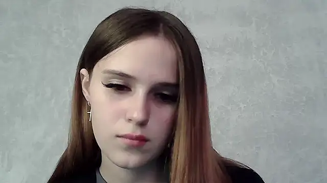 Snapshot of SweetLoraa chatting on September 22, 1:09 pm SweetLoraa online show from September 22, 1:09 pm