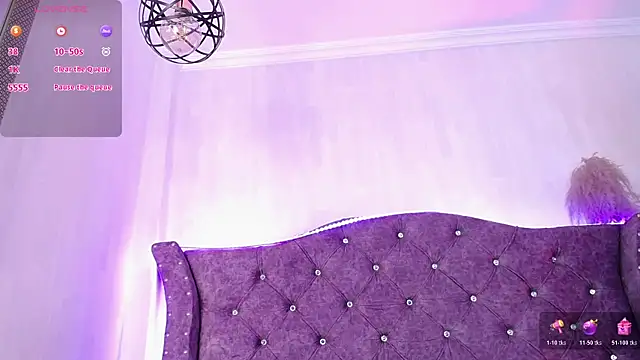 SophiaWalker 1 online show from December 5, 1:34 pm