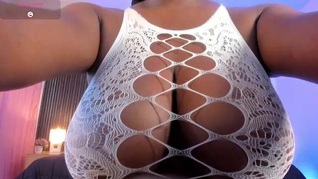 MichellePreston online show from April 22, 12:24 pm