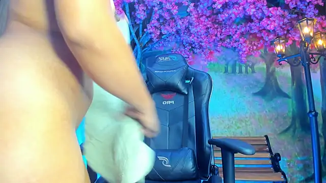 VenusBlazer online show from December 1, 11:25 am