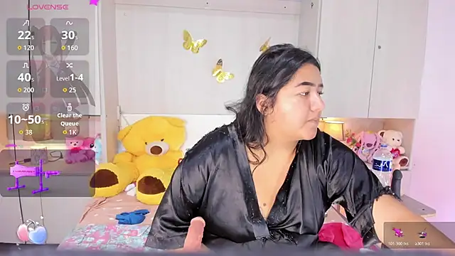 LilyWhitney online show from April 3, 4:32 am