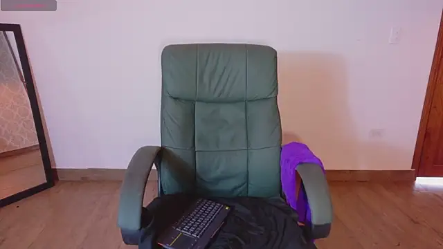 Vanessa 7  online show from December 14, 8:03 pm