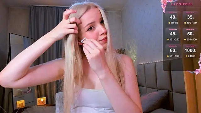 peachii meow online show from October 8, 12:42 pm