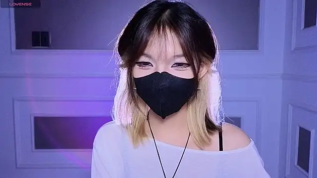      Panda      online show from June 8, 12:50 am