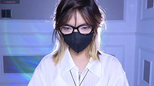      Panda      online show from June 5, 6:52 am