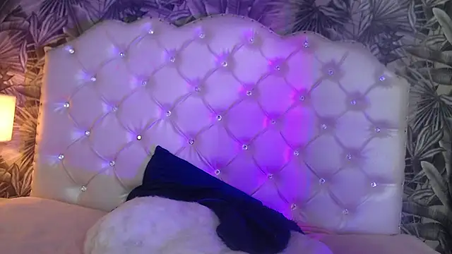 RylieRoss online show from December 5, 1:56 pm