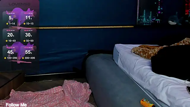 Lillie Berry online show from March 24, 4:29 am