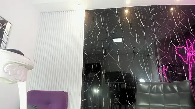 Nini Beyker online show from February 15, 12:15 pm