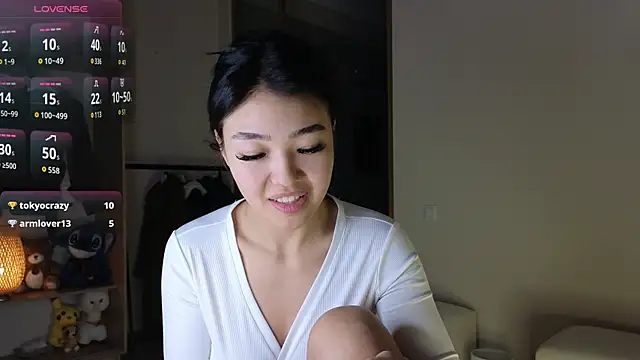 Snapshot of kyoso_hin chatting on October 18, 12:46 am kyoso hin online show from October 18, 12:46 am