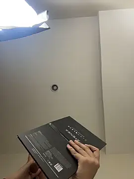 vikysexy283 online show from December 2, 3:52 am