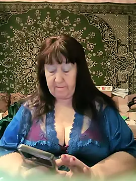 CrystalLime6411 online show from April 18, 3:14 pm