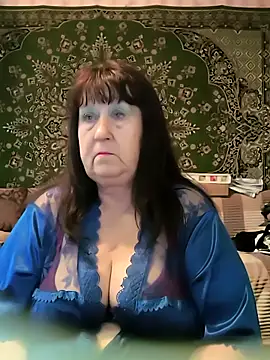 CrystalLime6411 online show from April 19, 11:54 am