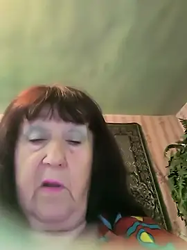 CrystalLime6411 online show from April 21, 2:57 pm