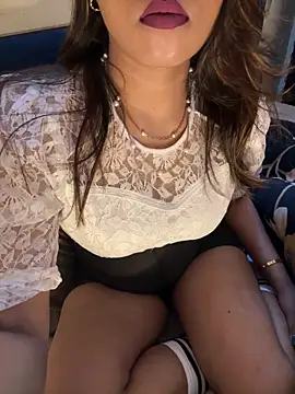 sexy-sukriti online show from February 9, 3:58 pm