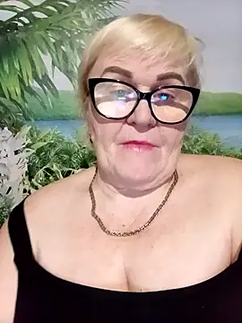 VioletSweet5566 online show from April 26, 5:32 pm