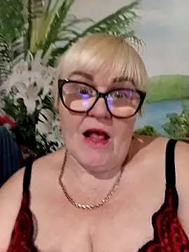 VioletSweet5566 online show from February 16, 2:06 pm