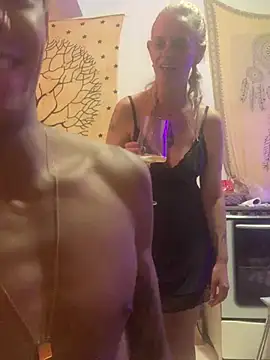 sr dias online show from February 14, 9:22 am