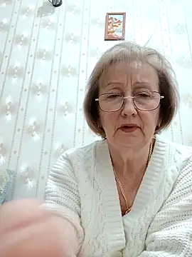 AlikaSwan5821 online show from December 5, 8:32 pm