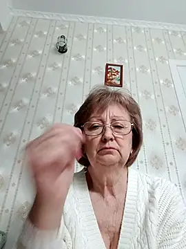 AlikaSwan5821 online show from March 8, 2:43 pm