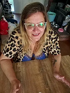 Misspapillon1840 online show from November 15, 11:00 am