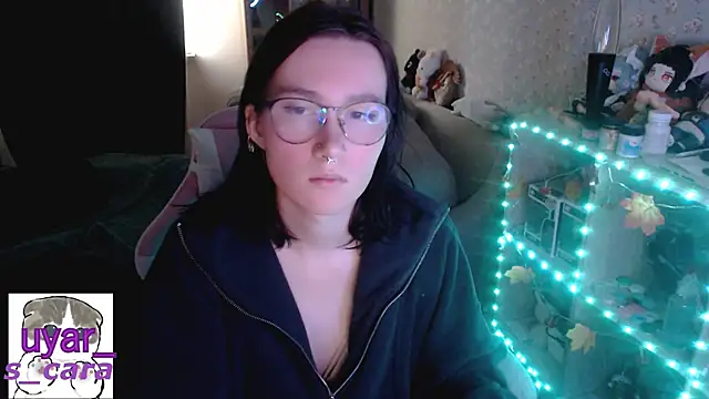 Snapshot of s_cara chatting on October 12, 12:07 pm s cara online show from October 12, 12:07 pm