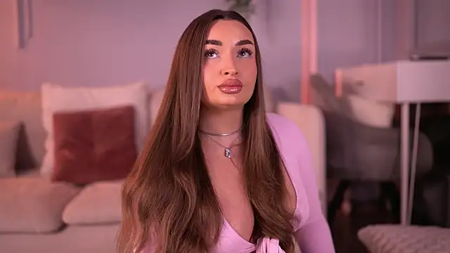 MillaSerene online show from April 24, 5:43 am