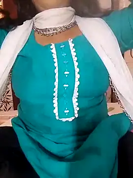 Babe Doll04 online show from March 21, 8:30 am