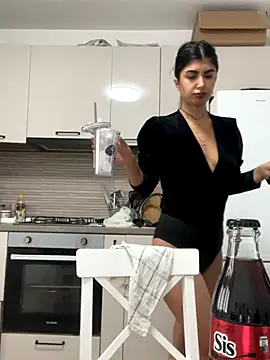 Lina Xstasy online show from October 10, 11:59 am