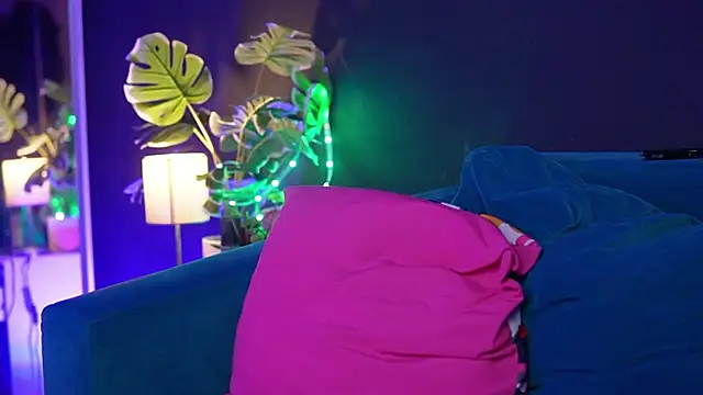 RubyRosa online show from November 21, 11:40 pm