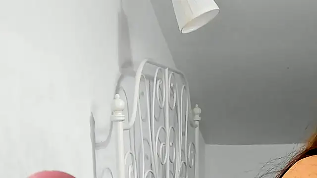 alesquirt33 online show from March 21, 8:19 am