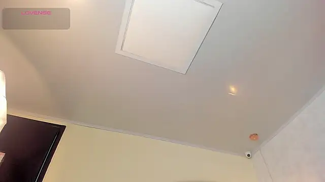 MELISSAROUGE online show from April 27, 7:55 pm