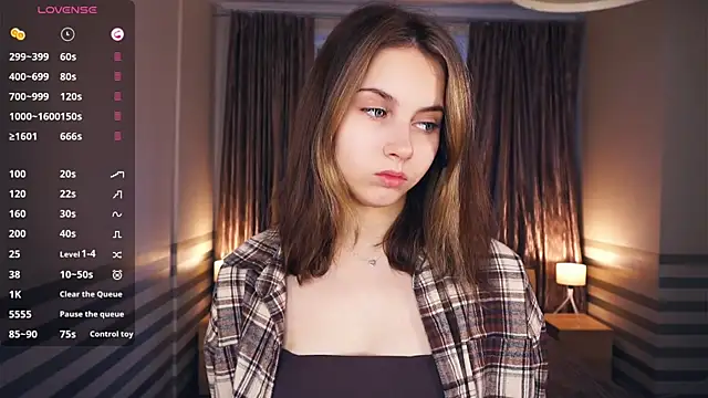 NylaNadler online show from October 2, 6:07 am