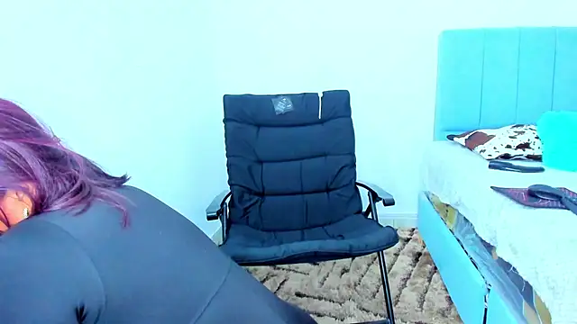 Snapshot of penelopestar_2 chatting on October 15, 3:31 am penelopestar 2 online show from October 15, 3:31 am