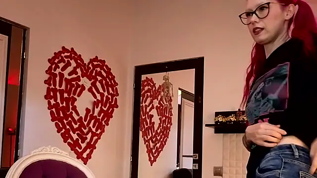 kulteacher online show from April 26, 9:40 am