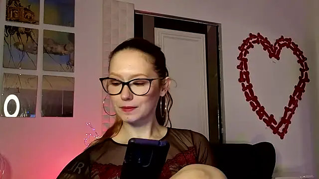 Snapshot of kulteacher chatting on October 2, 7:24 am kulteacher online show from October 2, 7:24 am