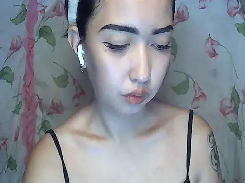 Soft Angel8 online show from June 24, 5:28 am
