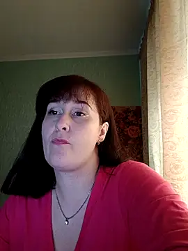 Amandda  online show from May 11, 8:05 am