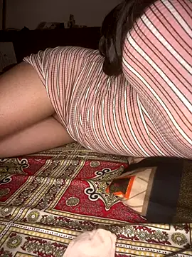 jiya00 online show from November 5, 1:05 pm