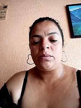 Mia-Glow online show from January 18, 4:36 pm