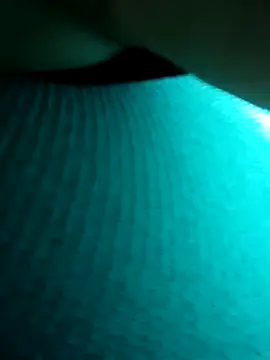 Snapshot of Mia-Glow chatting on October 13, 2:31 pm Mia-Glow online show from October 13, 2:31 pm