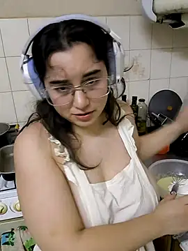 DannaBakes online show from April 28, 10:46 pm