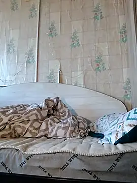 Tupo070481 online show from February 4, 11:35 am