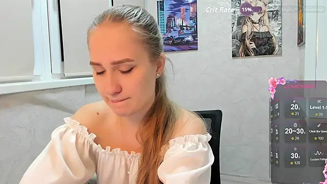 sofamuffin online show from February 6, 10:35 pm