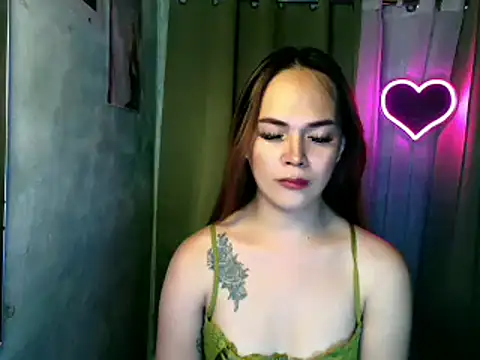 sweetsassyxx online show from January 8, 5:55 am