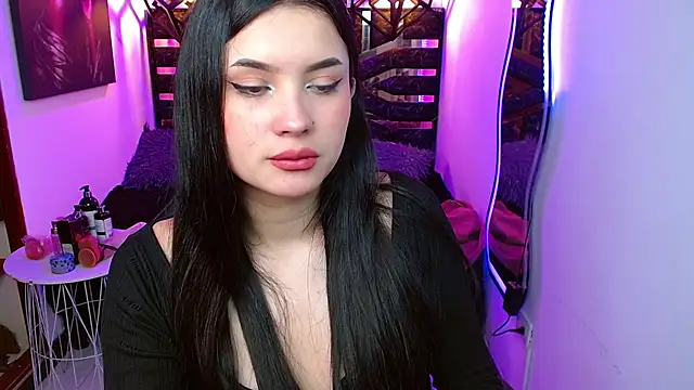 Natalie loffreda online show from June 2, 8:21 pm