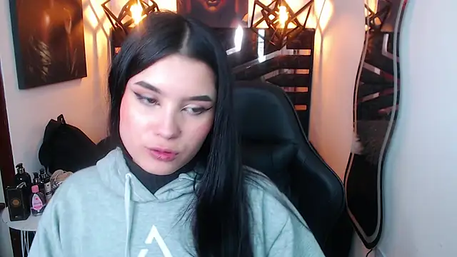 Natalie loffreda online show from April 22, 7:55 pm