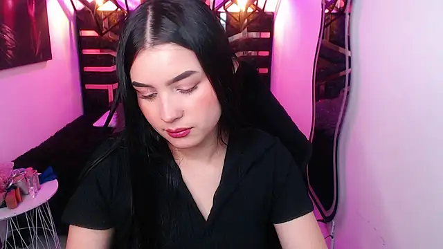 Natalie loffreda online show from April 27, 8:17 pm