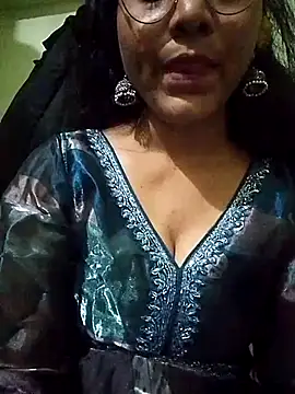 Snapshot of Telugu___Sexygirl___Naidu chatting on September 22, 5:17 am Telugu   Sexygirl   Naidu online show from September 22, 5:17 am