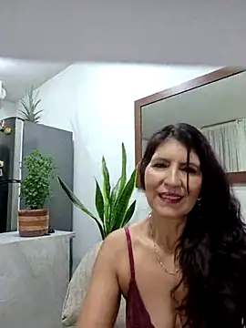 swity foster online show from April 28, 9:13 am