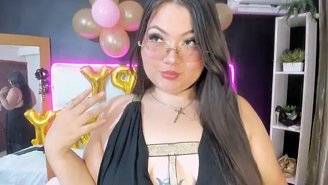 Tessa Sinclaire online show from July 27, 10:18 pm